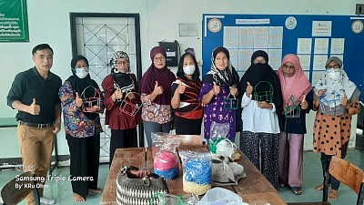 ตะกร้าถักจากเชือกร่ม